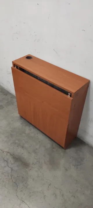 Escritorio plegable de madera