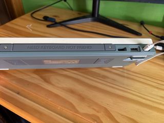 Teclado Mecánico Royal Kludge M70 Beige/Gris