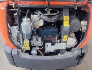 Mini excavadora Kubota KX015-4
