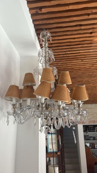 Lámpara de lágrimas de cristal y tela