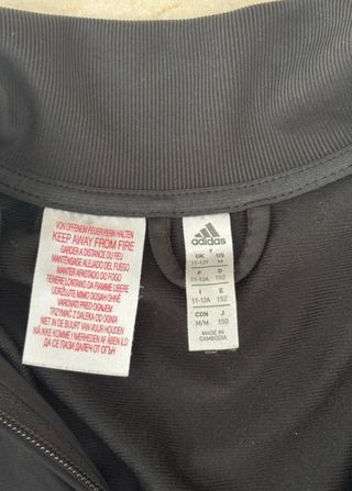 Chaqueta Adidas Negra con Rayas Blancas