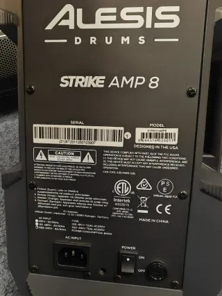 2x Monitor Alesis Strike Amp 8 2000W PA altavoz