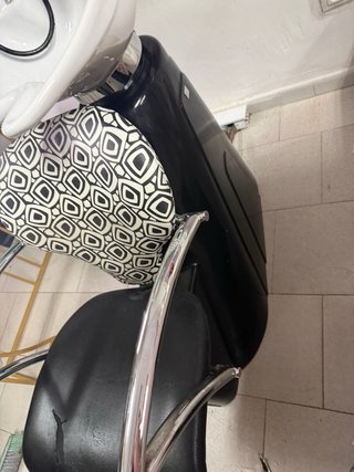 Urgente! 4 poltroncine per parrucchiere da sistemare
