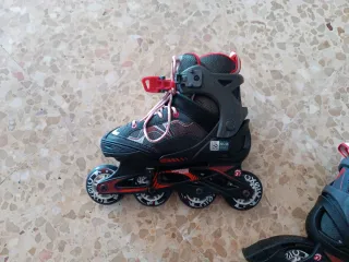 Patines en línea 32/35 negros y rojos