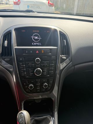 Opel Astra 1.7 CDTi 110 5p