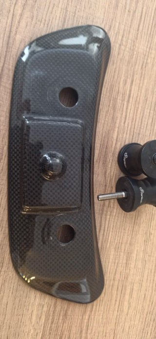 Alzador Lightech Tapa Carbono
