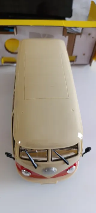 Juguete Volkswagen T1 Samba gran tamaño