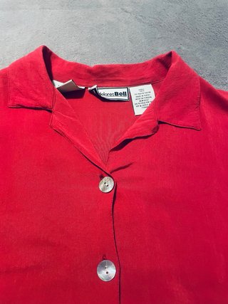 Blusa roja con estampado
