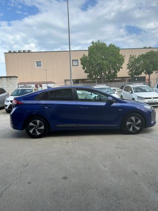 HYUNDAI  IONIQ EV TECNO