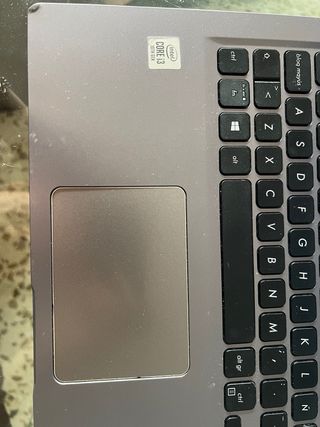 ASUS VivoBook i3 8GB RAM 256GB SSD
