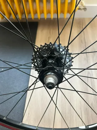 Rueda Trasera Aero Rodillo