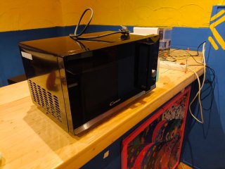 Microondas con grill Candy color Negro