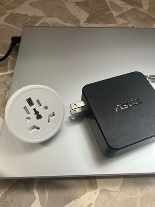 ASUS VivoBook 15 (Ryzen 5 - 8GB RAM - SSD).