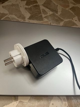 ASUS VivoBook 15 (Ryzen 5 - 8GB RAM - SSD).