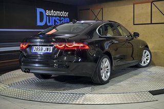 Jaguar XF   2.0D 132kW 180CV Portfolio Auto