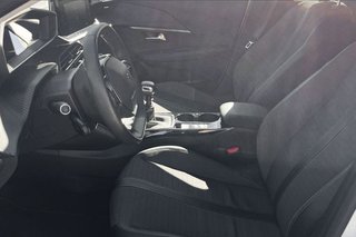 Peugeot 208 PURE TECH ALLURE 1.2