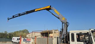 CAMIÓN GRUA VOLVO FL 220 AÑO 2000  570.000KM