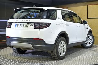 Land-Rover Discovery Sport   2.0D TD4 204 PS AWD Auto MHEV Standard