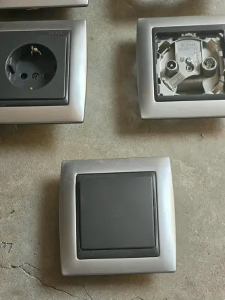 Mecanismos Simón 82 Aluminio-Grafito