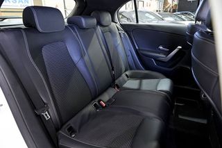 Mercedes Clase A MERCEDES-BENZ  A 180 d
