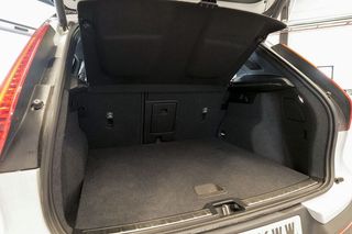 Volvo XC40   2.0 T4 RDesign Auto