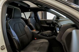 Volvo XC40   2.0 T4 RDesign Auto