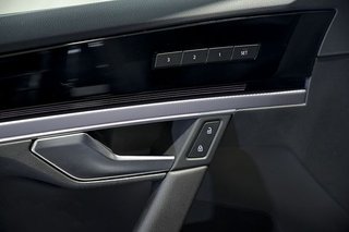 Volkswagen Touareg   R 3.0 V6 TSI 340kW Tip 4M