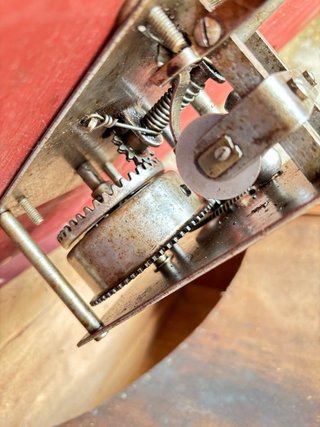 Gramófono antiguo para restaurar Funciona