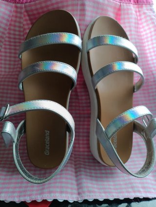 Sandalias plateadas niña 33