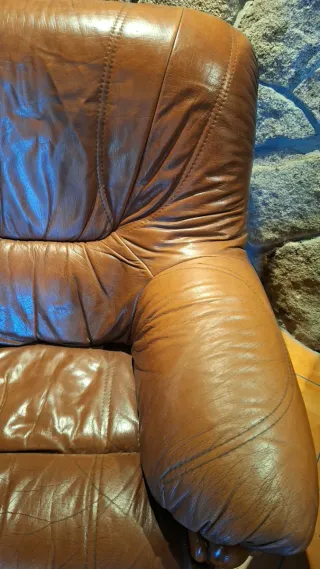 Sofás Vintage Cuero y Madera Maciza