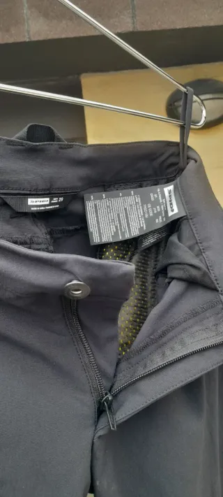 Chaqueta y pantalón moto mujer.