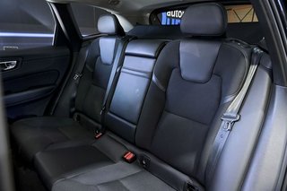 Volvo XC60   2.0 T8 AWD Business Plus Auto