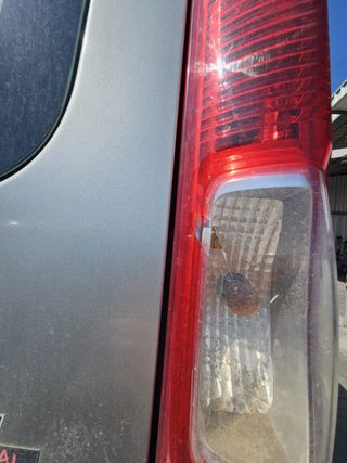 Opel Vivaro 2.5