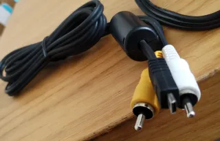 Adaptadores Scart a RCA y Cables AV