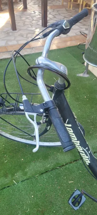 Bicicleta de paseo Lombardo