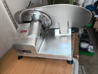 Cortadora de fiambre BRAHER