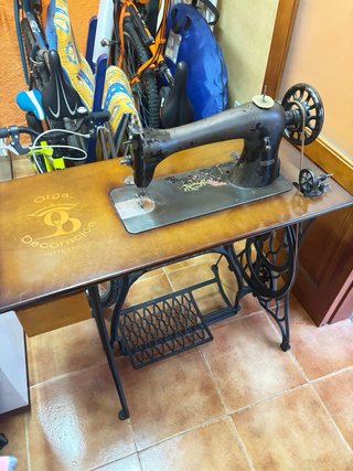 Máquina de coser Singer antigua Restaurada