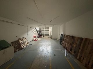 Local comercial en venta en La Roureda en Viladecans