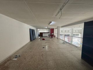 Local comercial en venta en La Roureda en Viladecans