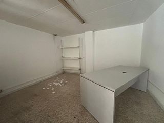 Local comercial en venta en La Roureda en Viladecans