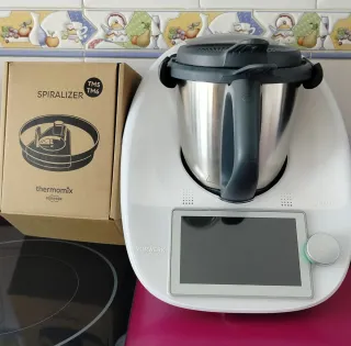 Thermomix TM6 con accesorio Spiralizer