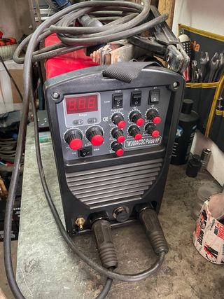 Saldatrice TIG AC/DC Pulse HF - Non Funzionante