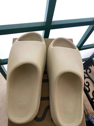 Adidas Yeezy Slides Beige Talla 42