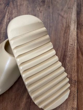 Adidas Yeezy Slides Beige Talla 42