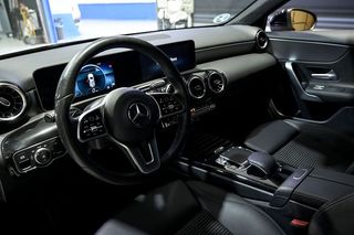 Mercedes Clase A MERCEDES-BENZ  A 180 d