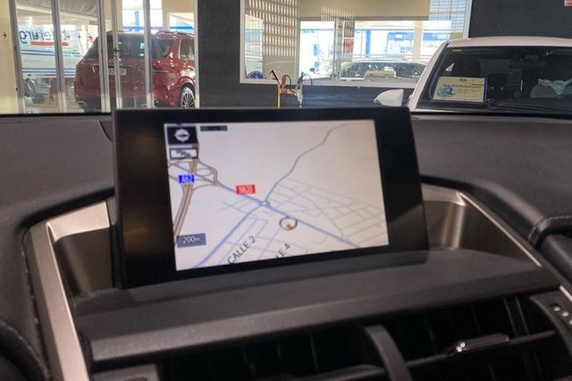 Lexus NX 2.5 300h Business Navigation 2WD