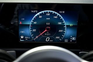 Mercedes Clase GLB MERCEDES-BENZ  2.0  220 D 4MATIC DCT 140KW 190CV