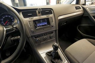 Volkswagen Golf   Advance 1.6 TDI 105cv BMT