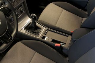 Volkswagen Golf   Advance 1.6 TDI 105cv BMT