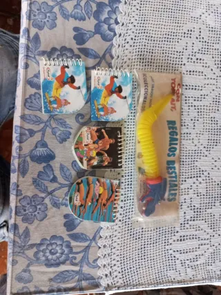 Yoplait: 4 libretas + bolígrafo